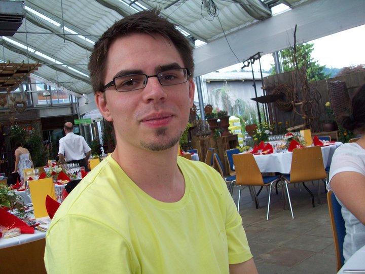 38123_105228489532940_100001373694522_39984_7339275_n.jpg
