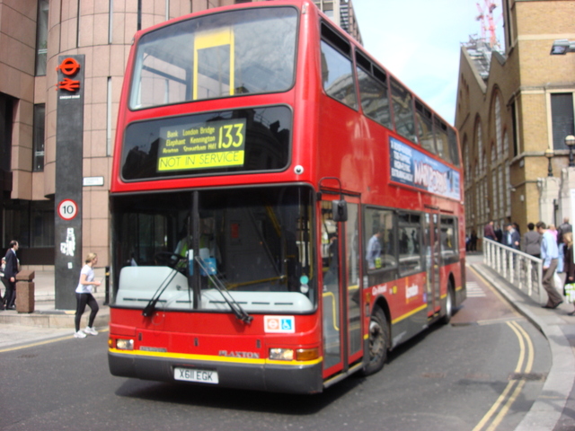 londonbusroute133wp4.jpg