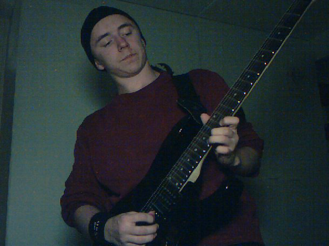 as you can see i'm a small guy :P